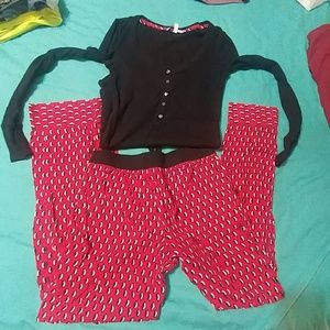 *Last chance* Penguin VS pjs